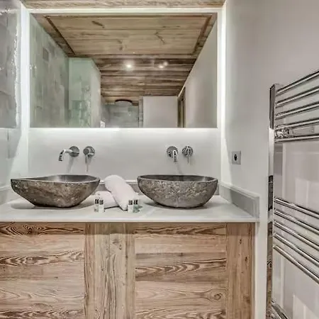 Appartement 1850 Center - Ski-in Ski-out Courchevel