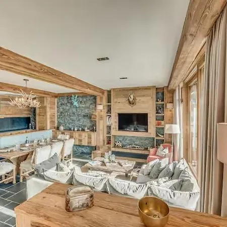 1850 Center - Ski-in Ski-out *