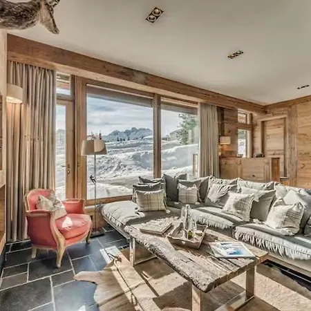 1850 Center - Ski-in Ski-out * Courchevel